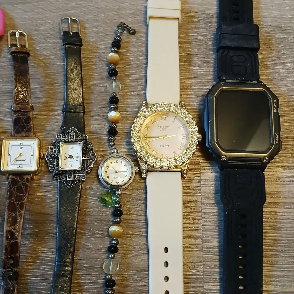 Huge Watch Lot of 25+ Mixed Brands Vintage & Modern Parts/Repair Untested-Z1